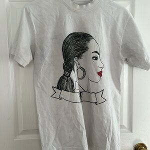 Sade T-shirt women small